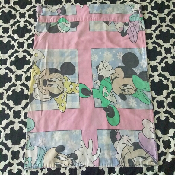 🍓VTG Minnie Mouse Home made Pillow Case - Picture 1 of 8